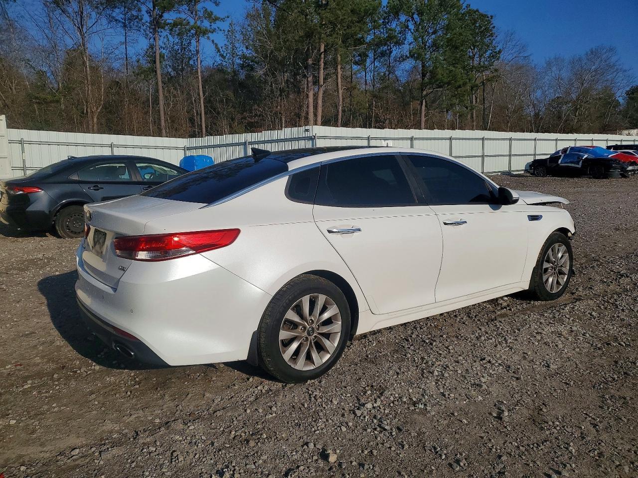 2016 Kia Optima Ex - Фото 3