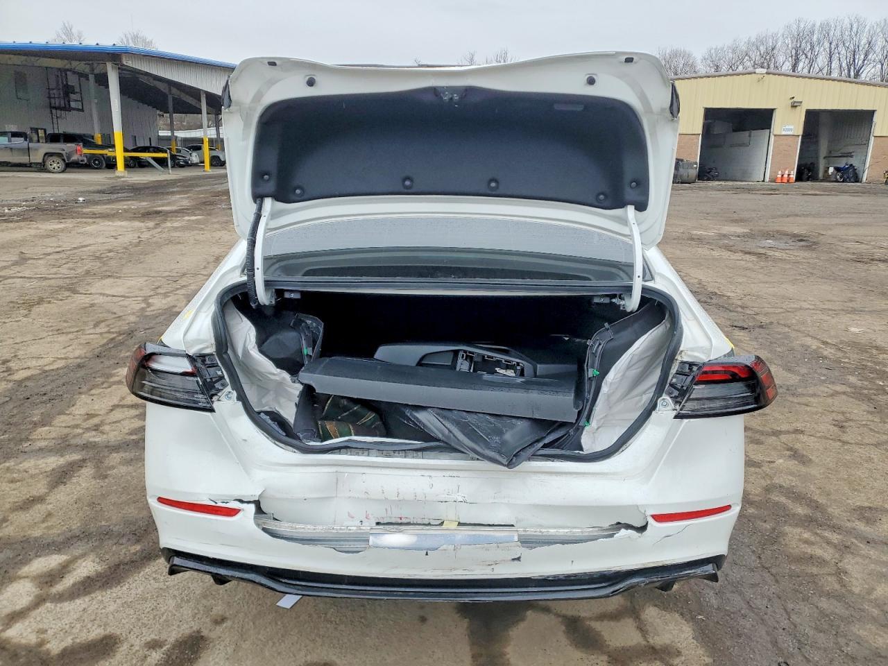 2024 Honda Accord Hybrid Sport-L - Image 6