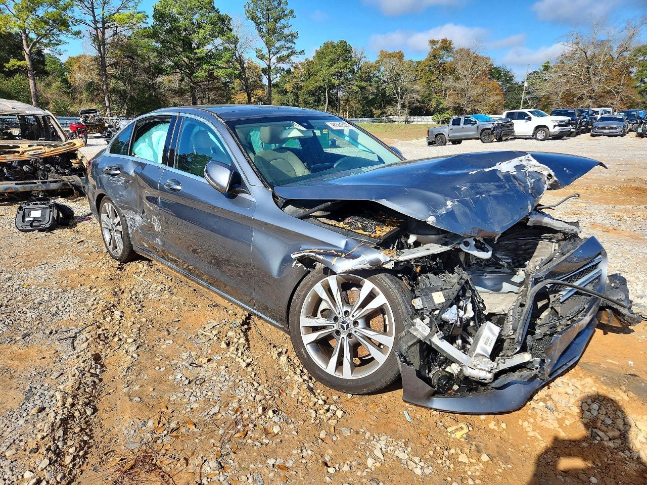 2017 Mercedes-Benz C 300 - Фото 4