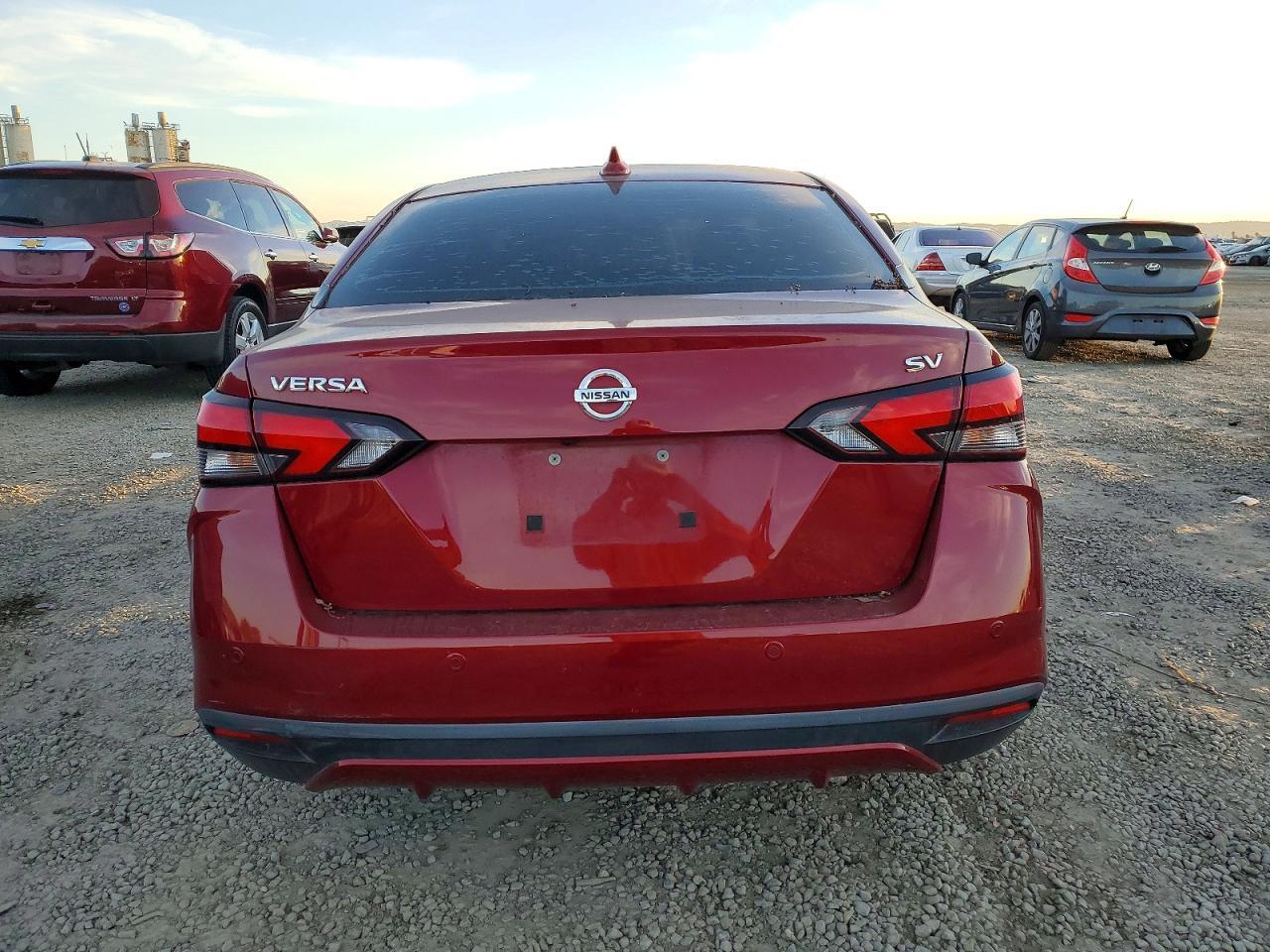 2021 Nissan Versa Sv - Фото 6