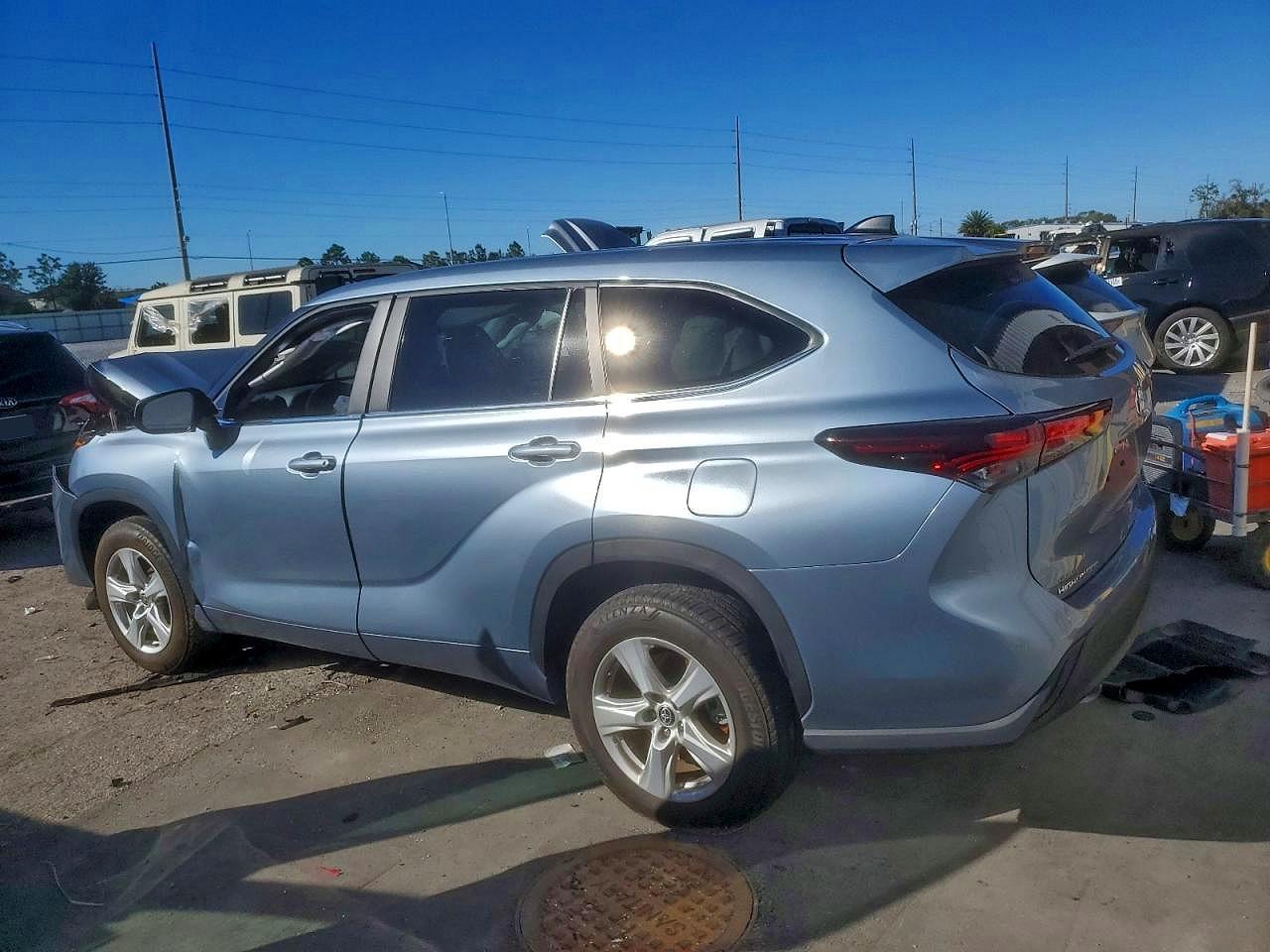 2024 Toyota Highlander Hybrid Le - Фото 2