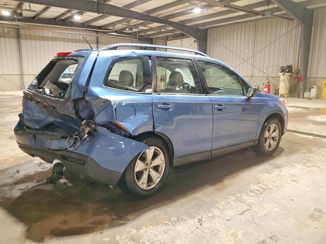 2015 Subaru Forester 2.5I - Image 3