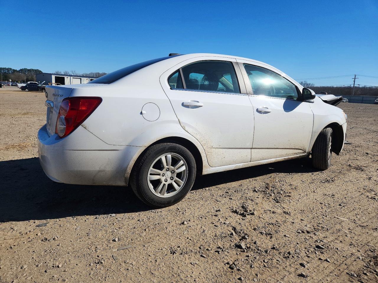 2015 Chevrolet Sonic Lt - Фото 3