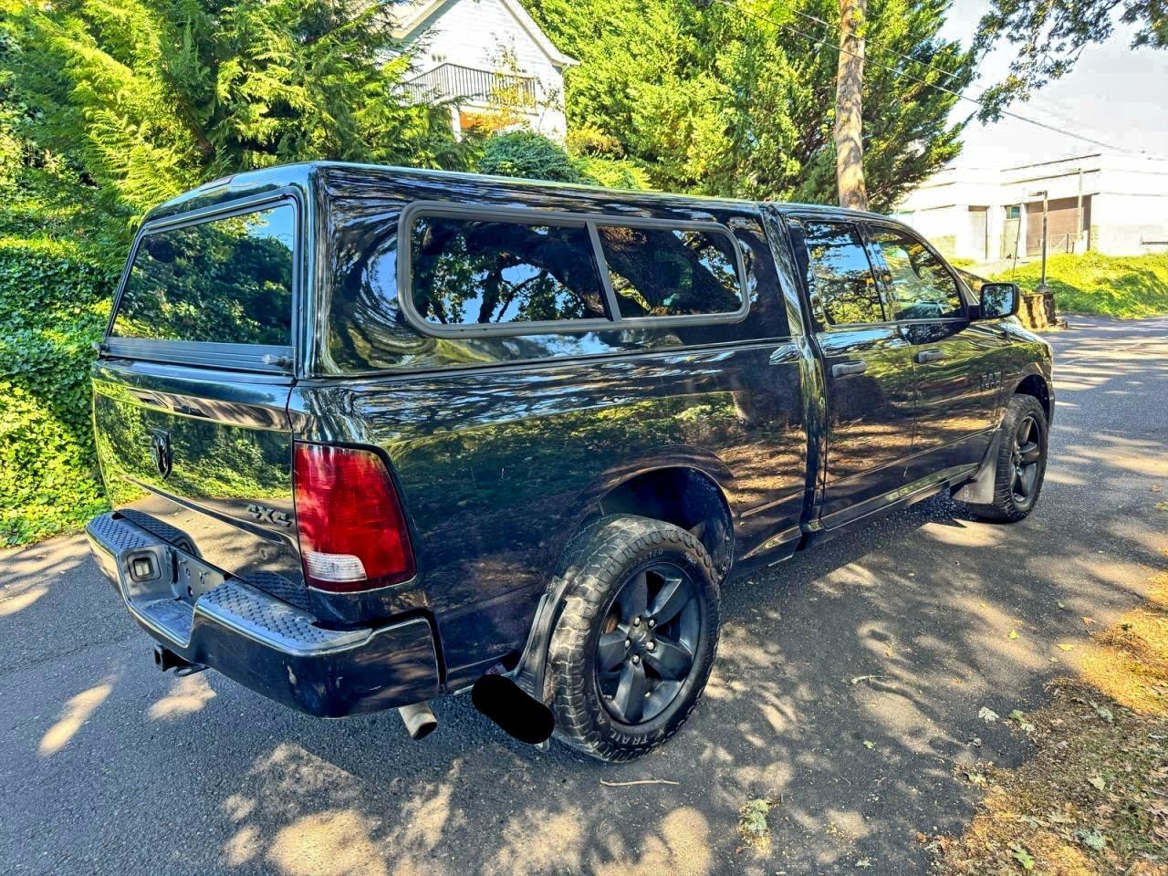 2016 Ram 1500 St - Image 4