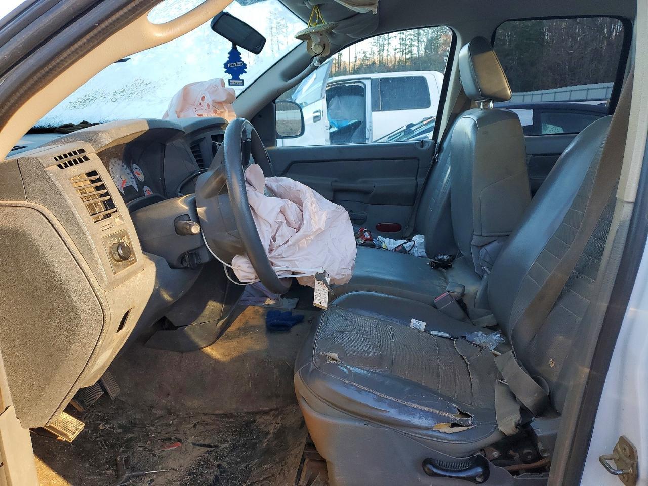 2007 Dodge Ram 1500 St - Image 7
