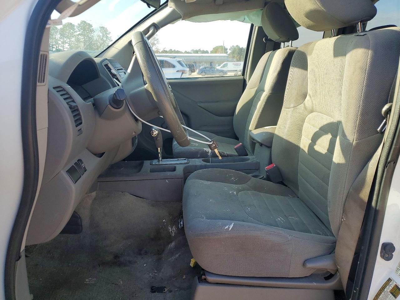 2016 Nissan Frontier S - Image 7