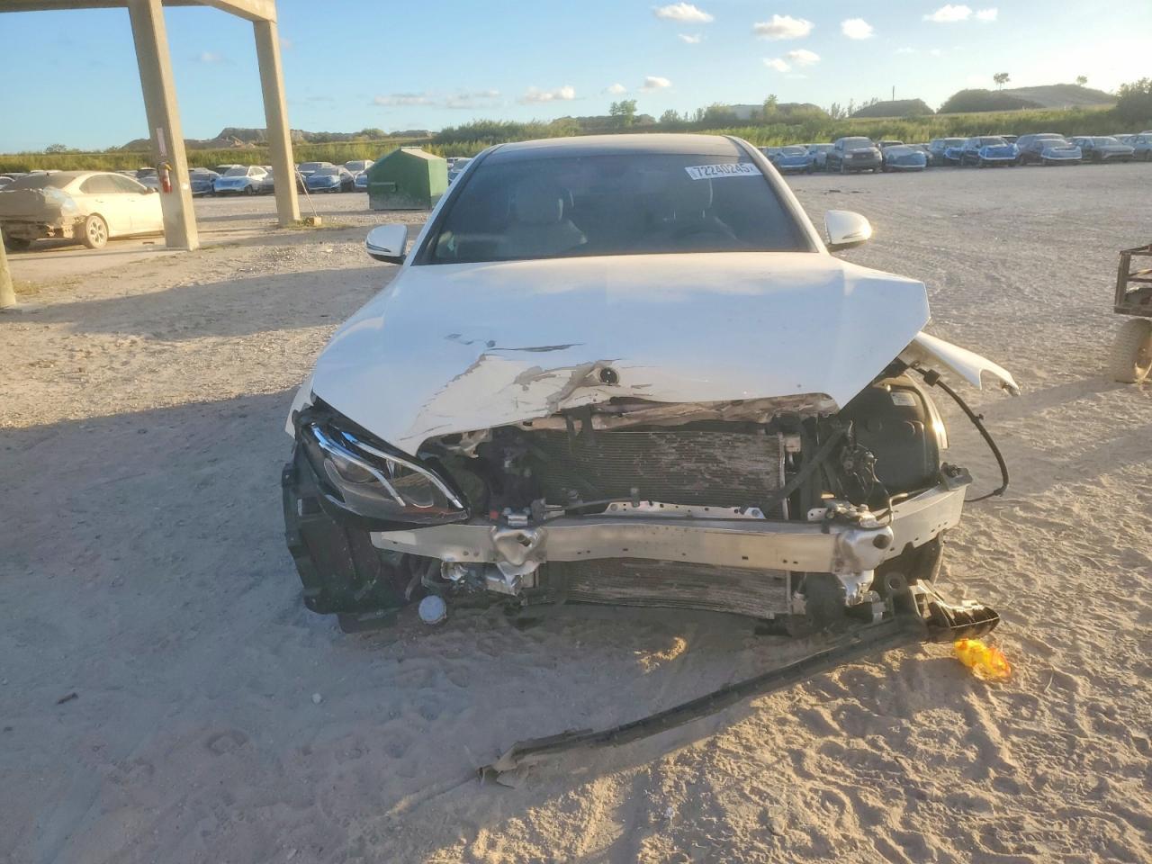 2018 Mercedes-Benz E 300 4Matic - Фото 5