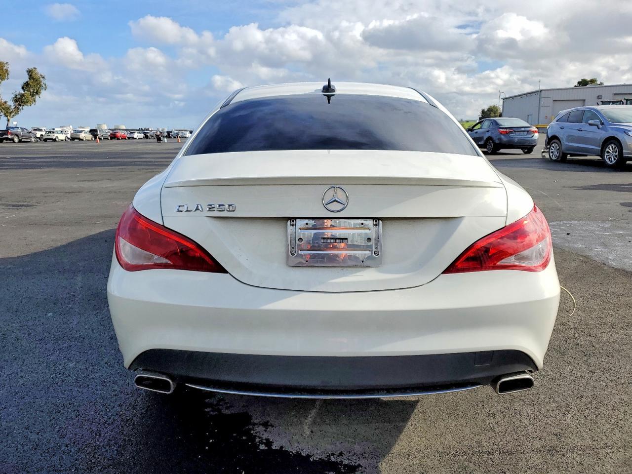 2014 Mercedes-Benz Cla 250 - Фото 6