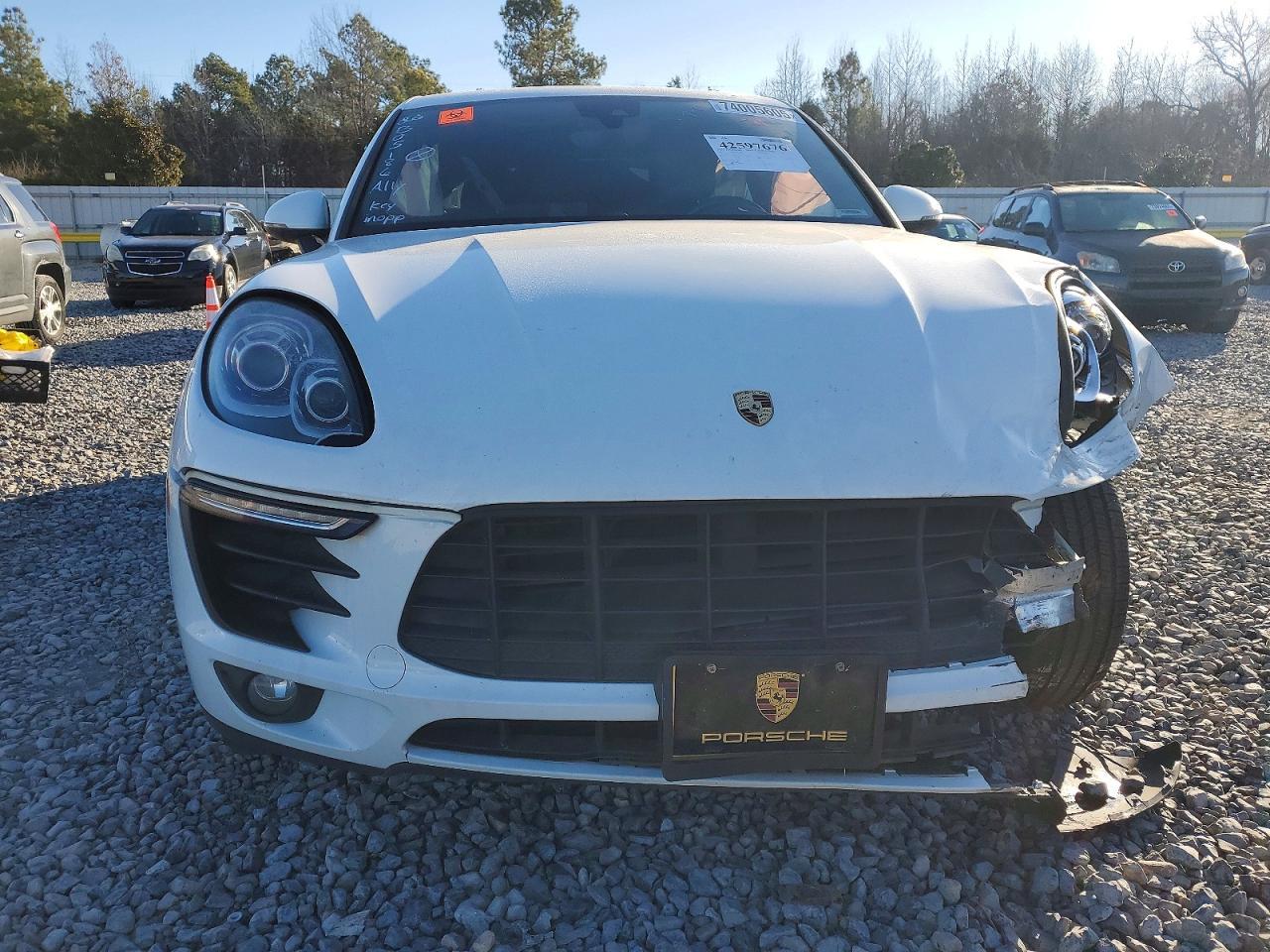 2018 Porsche Macan - Image 5