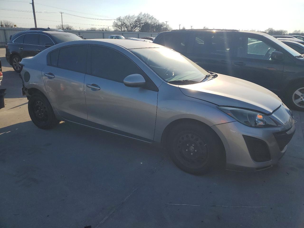2011 Mazda 3 I - Фото 4