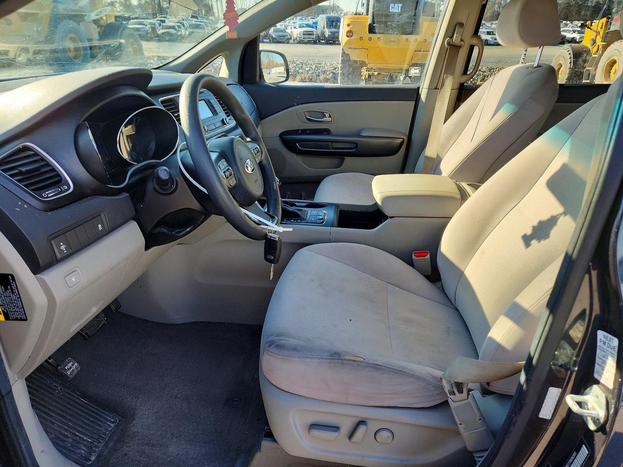 2016 Kia Sedona Lx - Image 7