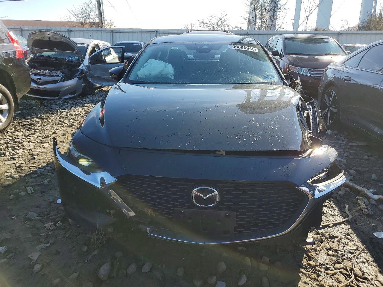 2020 Mazda 3 Select - Image 5