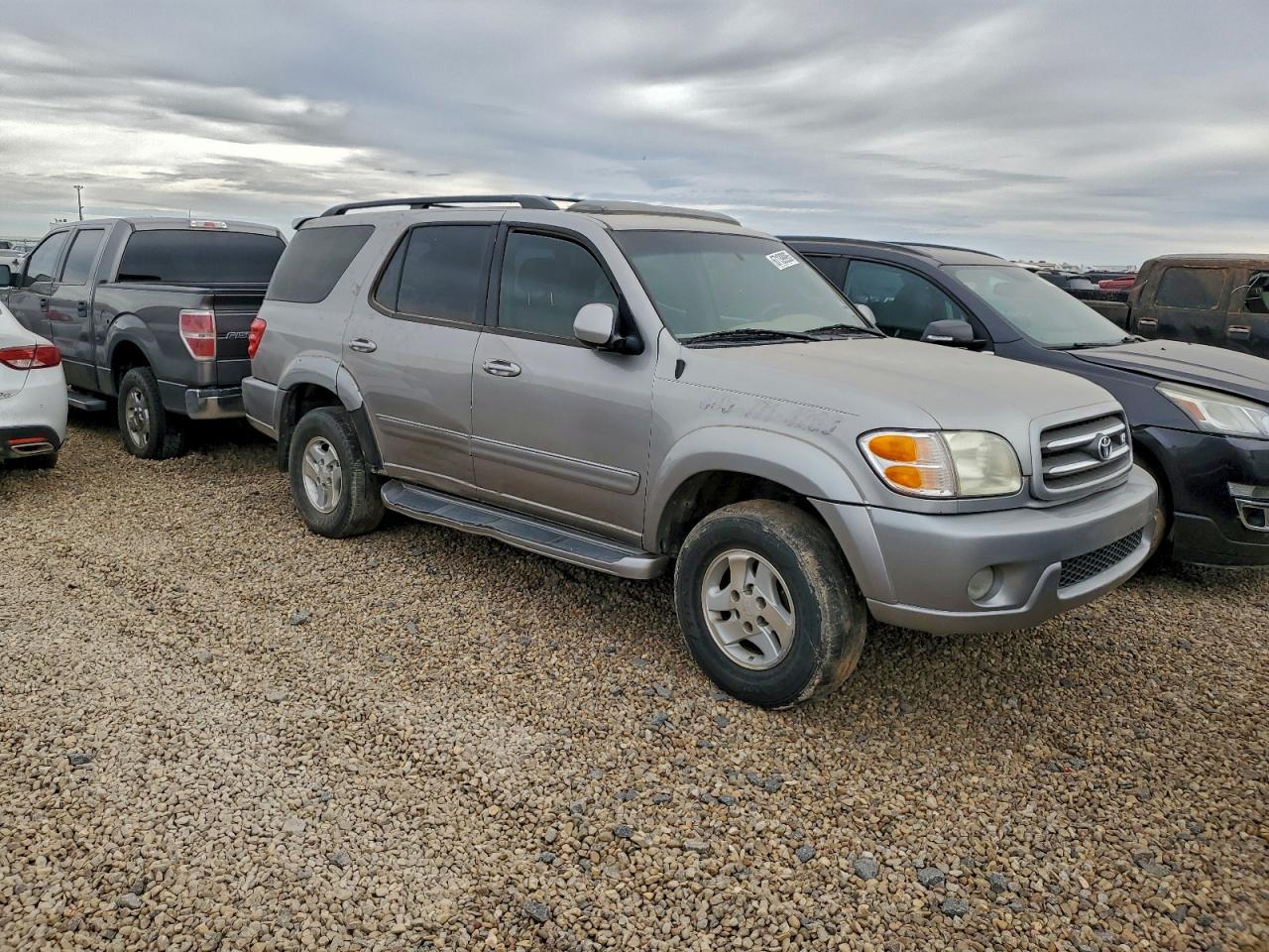 2002 Toyota Sequoia Limited - Image 4