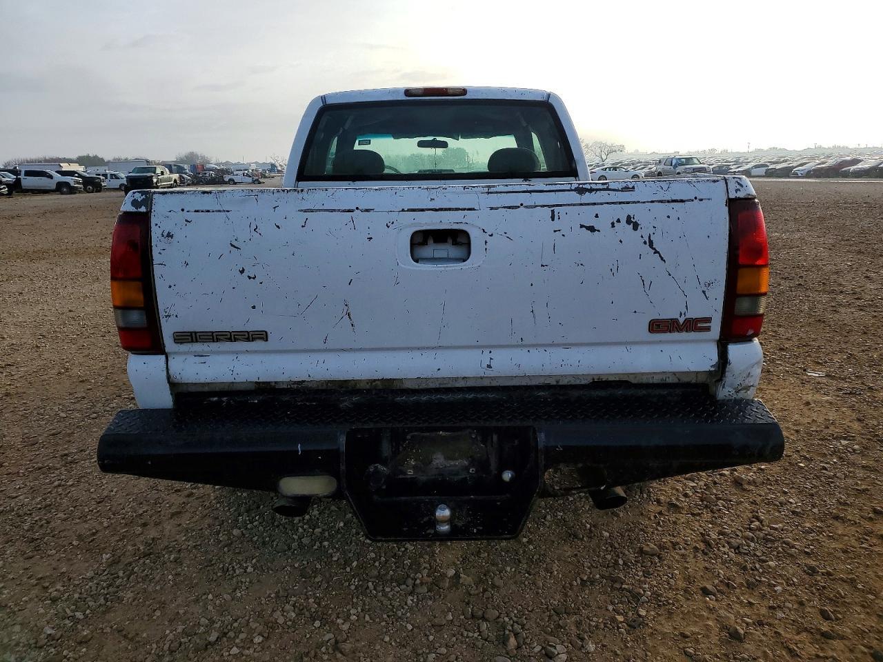 2001 GMC New Sierra C1500 - Фото 7