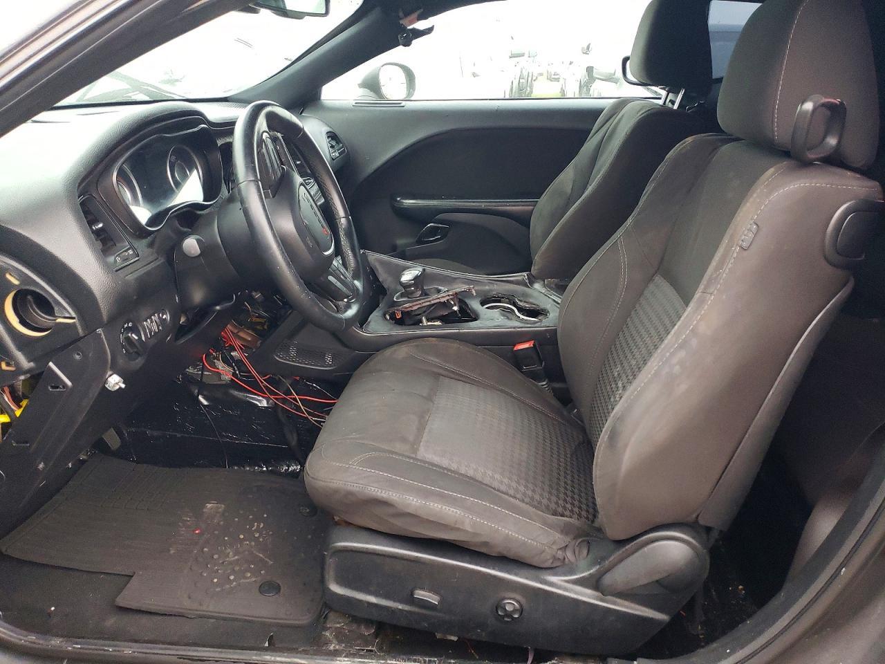 2015 Dodge Challenger Sxt - Image 7