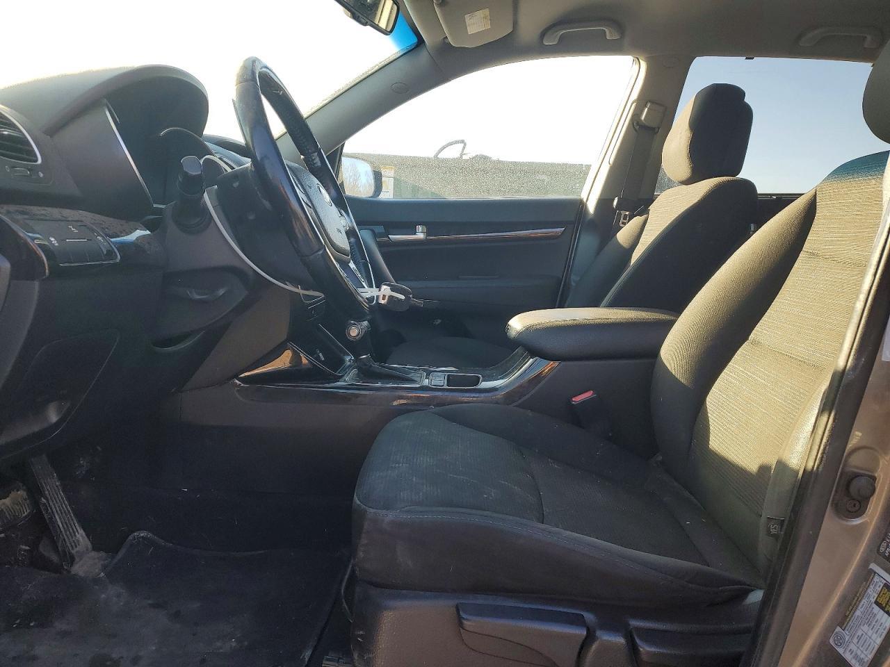 2014 Kia Sorento Lx - Image 7