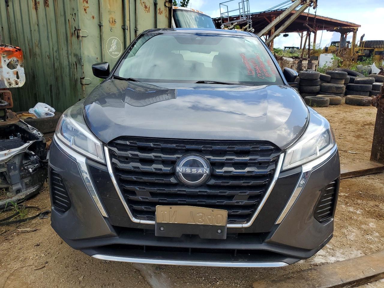 2022 Nissan Kicks S - Image 5