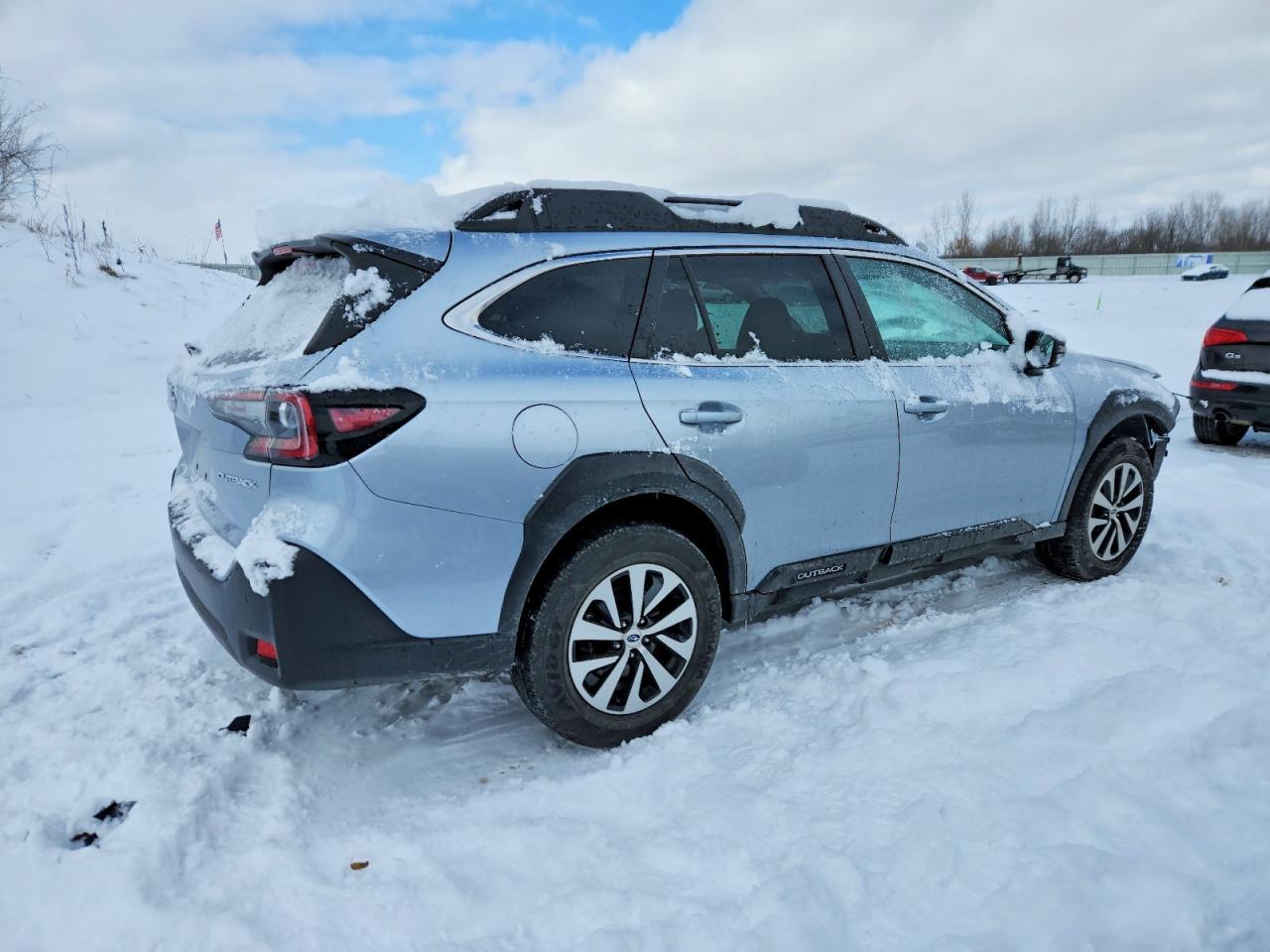 2023 Subaru Outback Premium - Фото 3