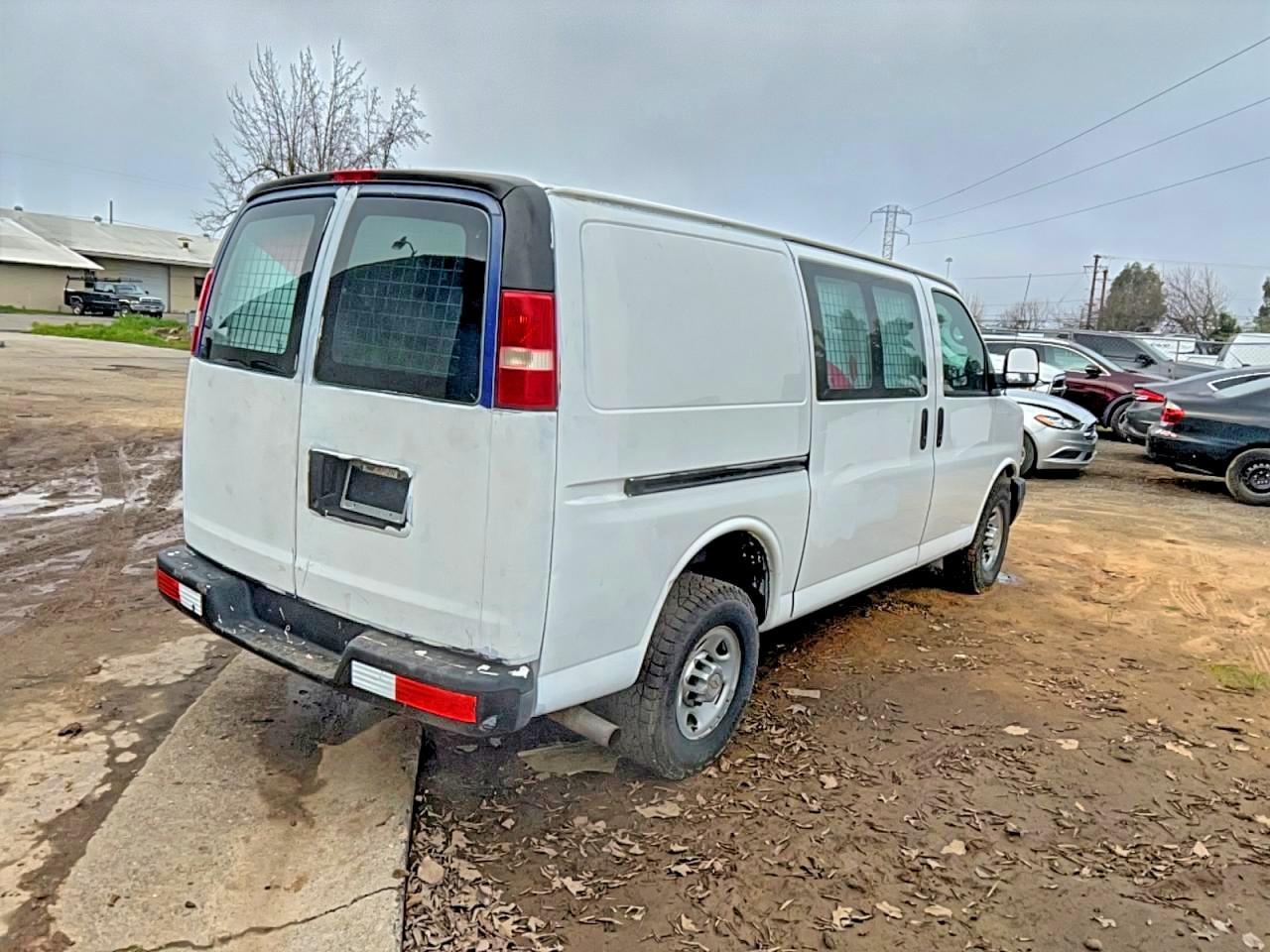 2012 Chevrolet Express G2500 - Фото 4