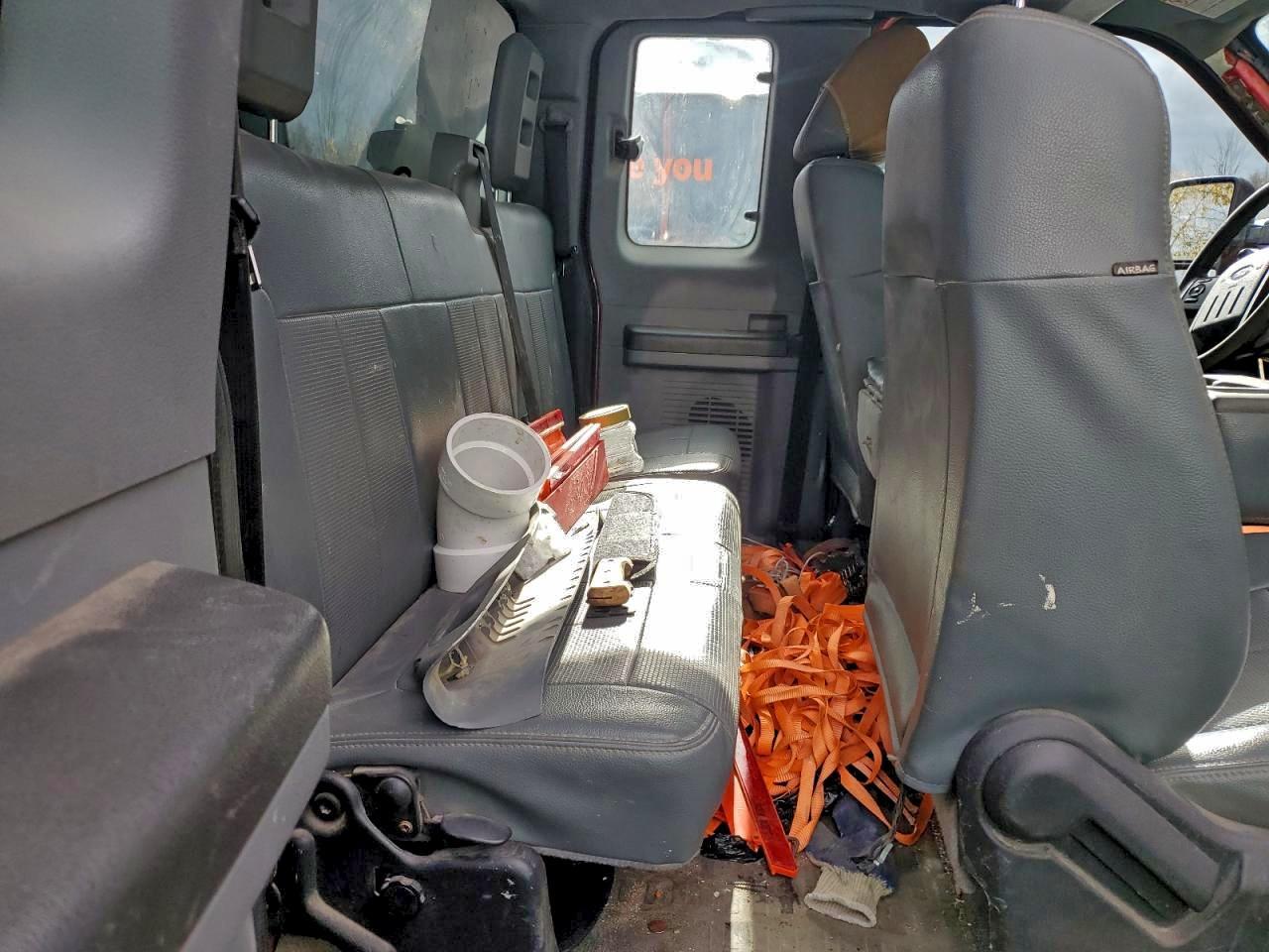 2016 Ford F350 Super Duty - Image 7