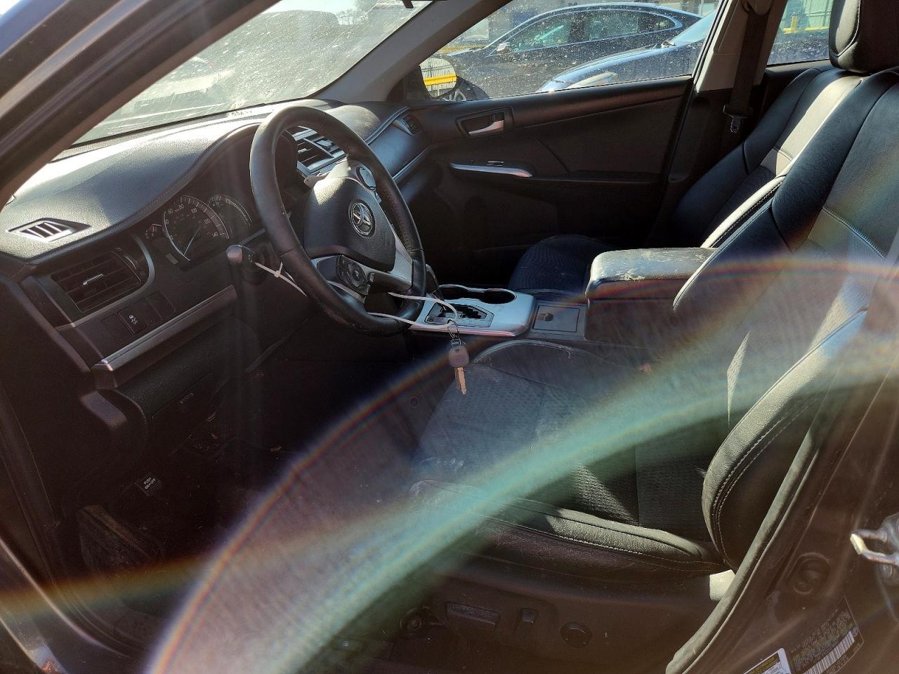 2014 Toyota Camry L - Фото 7