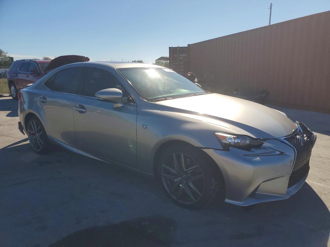 2016 Lexus Is 200T Base - Фото 4