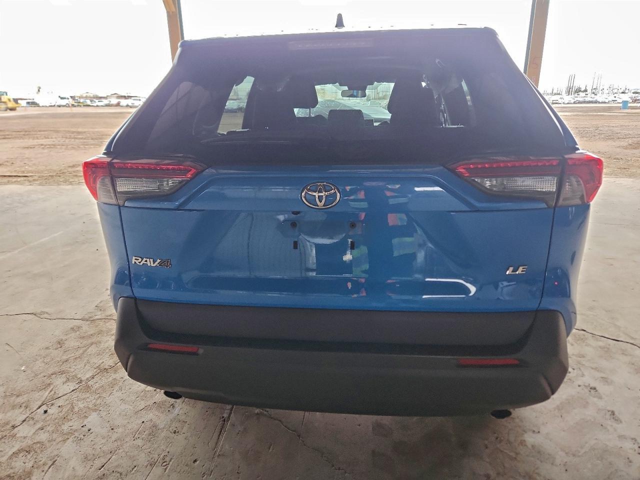 2020 Toyota Rav4 Le - Image 6