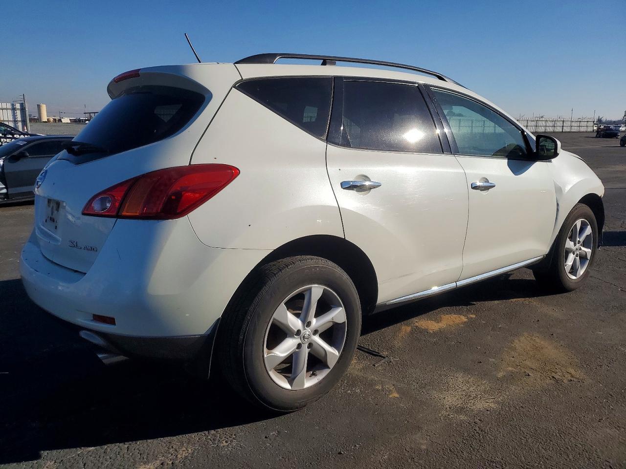 2009 Nissan Murano S - Фото 3