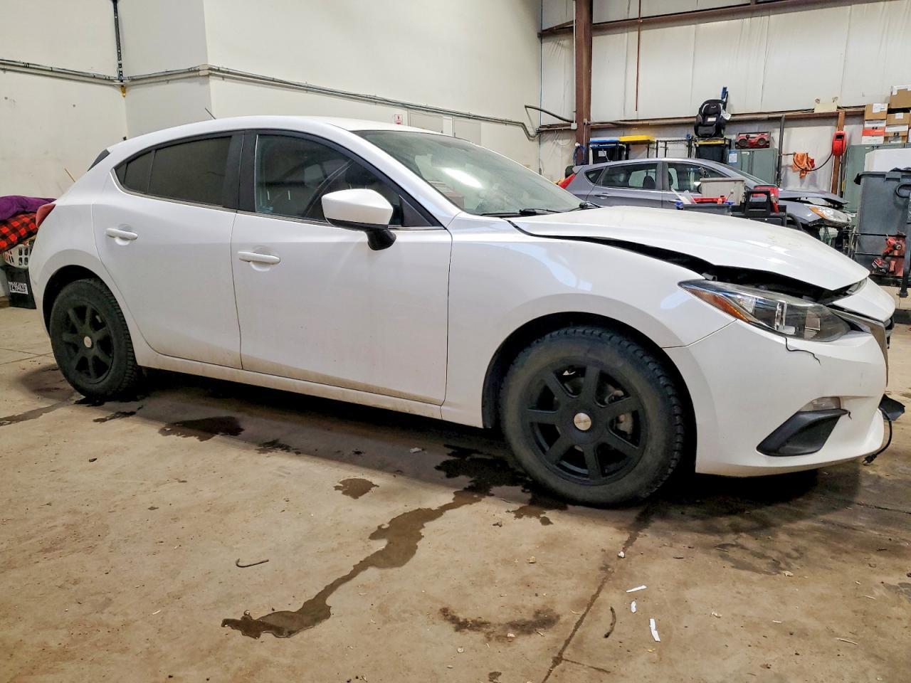 2016 Mazda 3 Touring - Фото 4