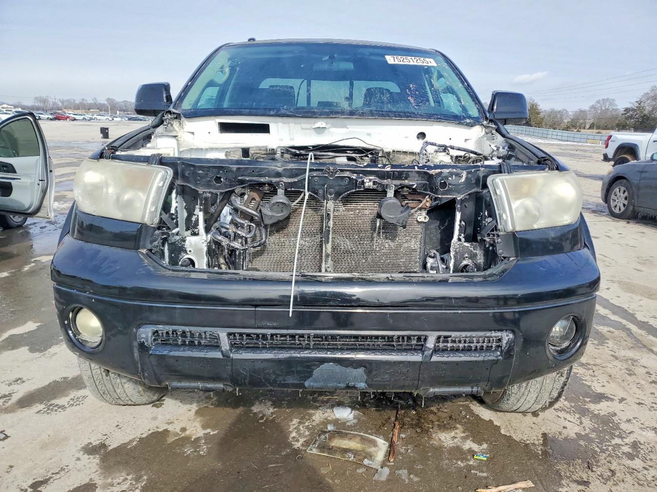 2011 Toyota Tundra Double Cab Sr5 - Image 5