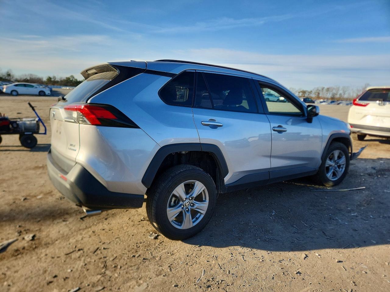 2022 Toyota Rav4 Xle - Фото 3