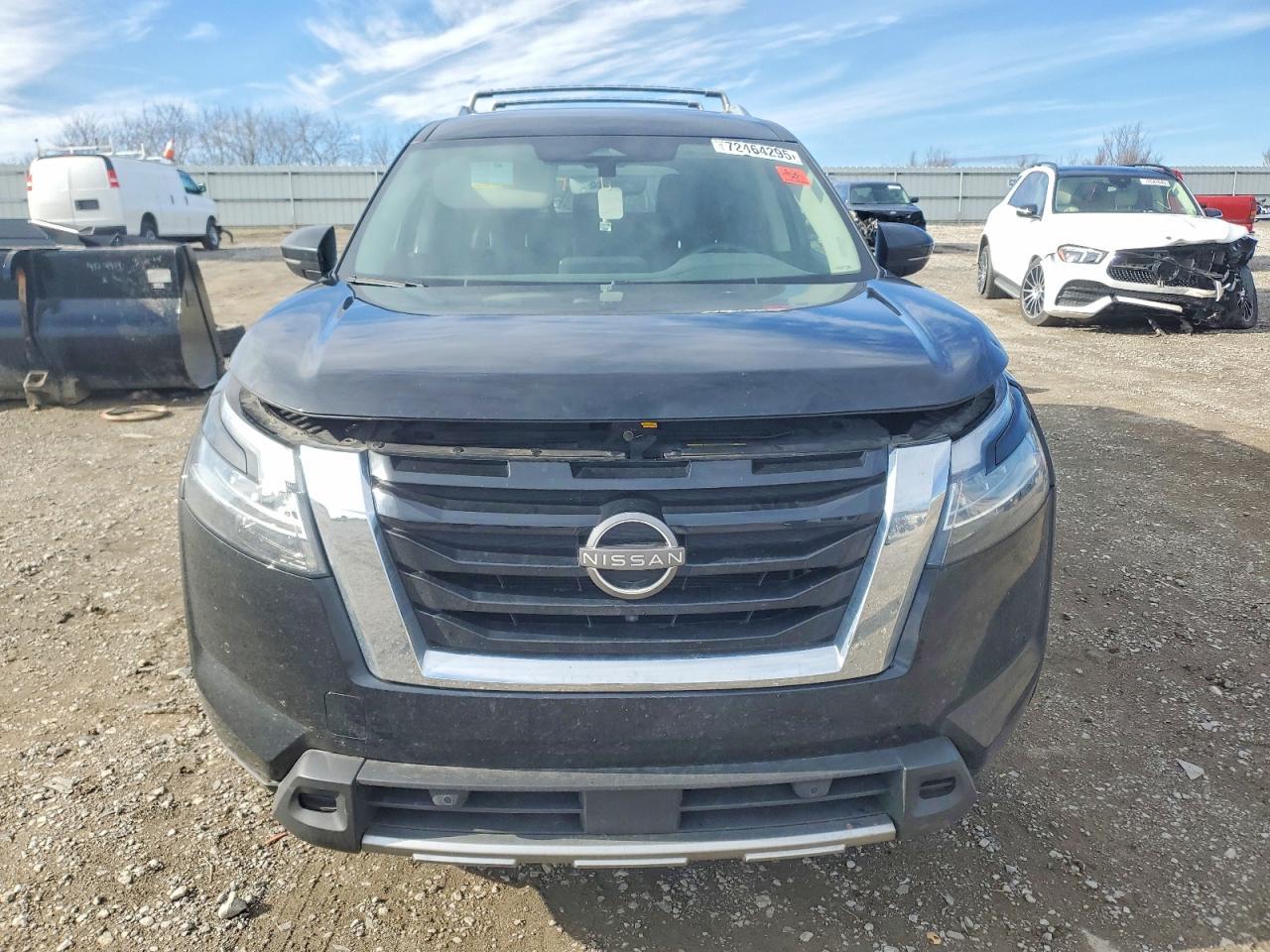 2024 Nissan Pathfinder Sl - Image 5