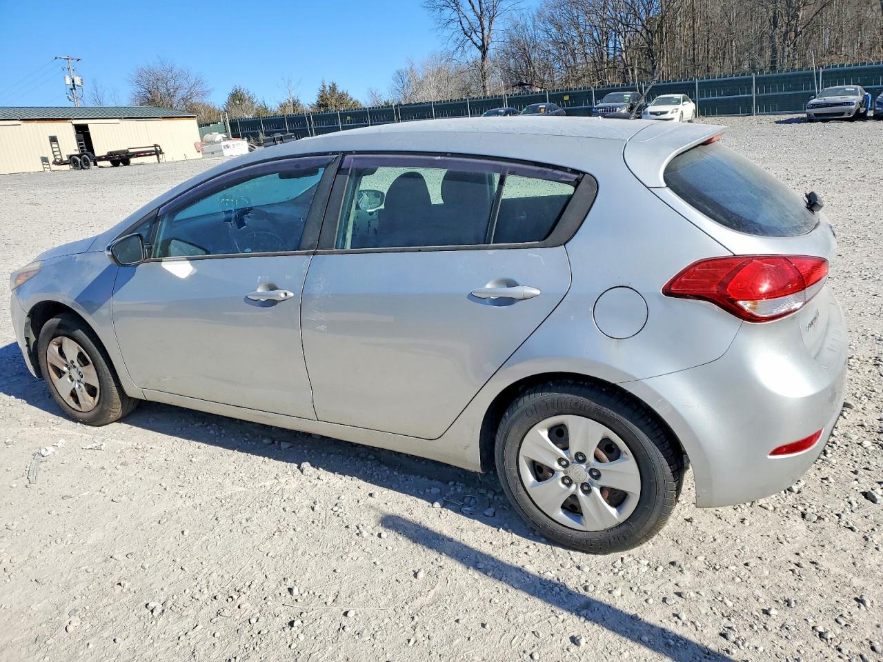2017 Kia Forte Lx - Фото 2