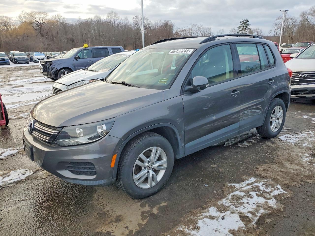 2015 Volkswagen Tiguan S