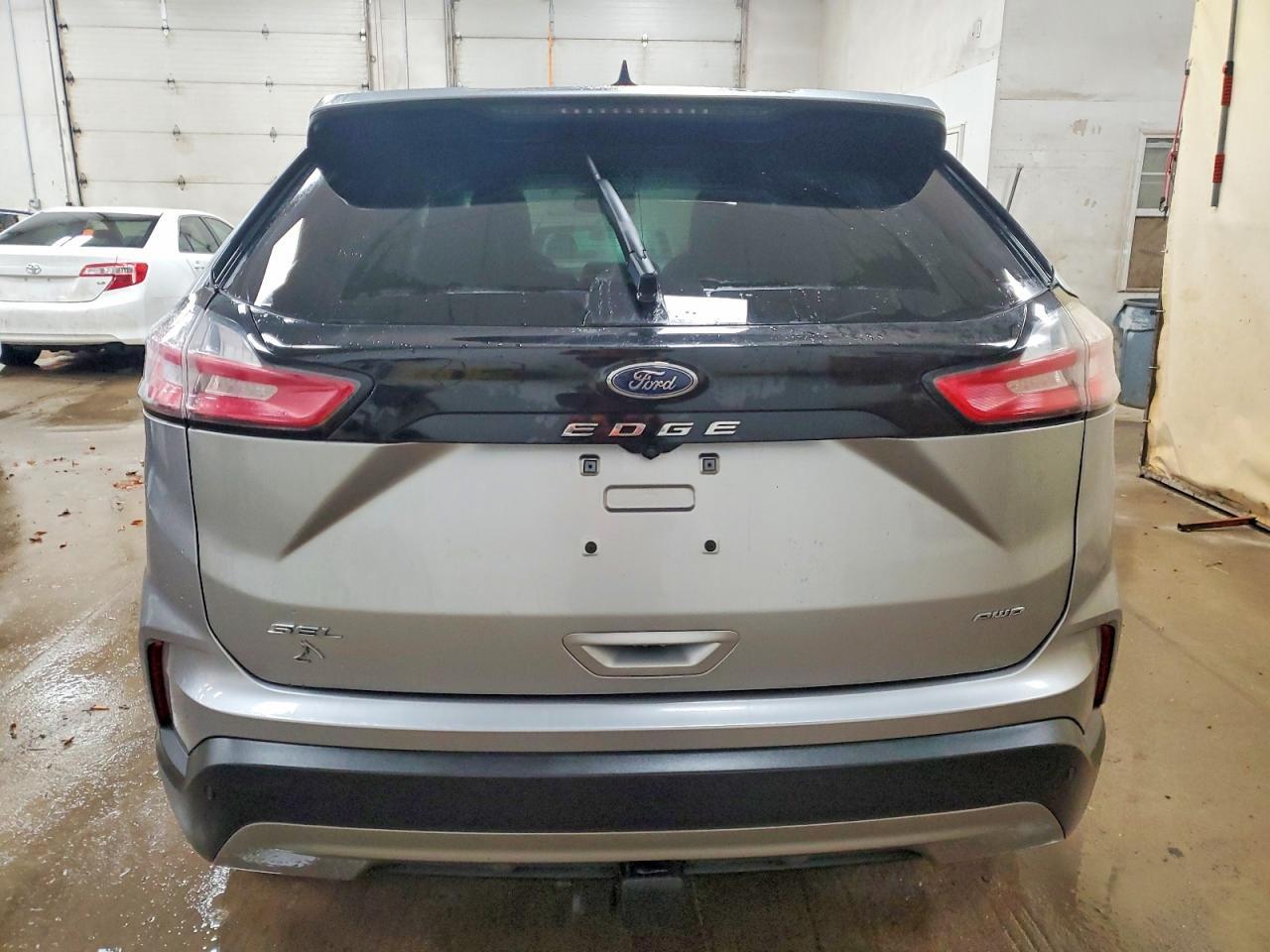 2022 Ford Edge Sel - Image 6
