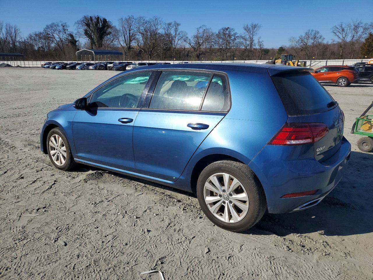 2018 Volkswagen Golf S - Фото 2