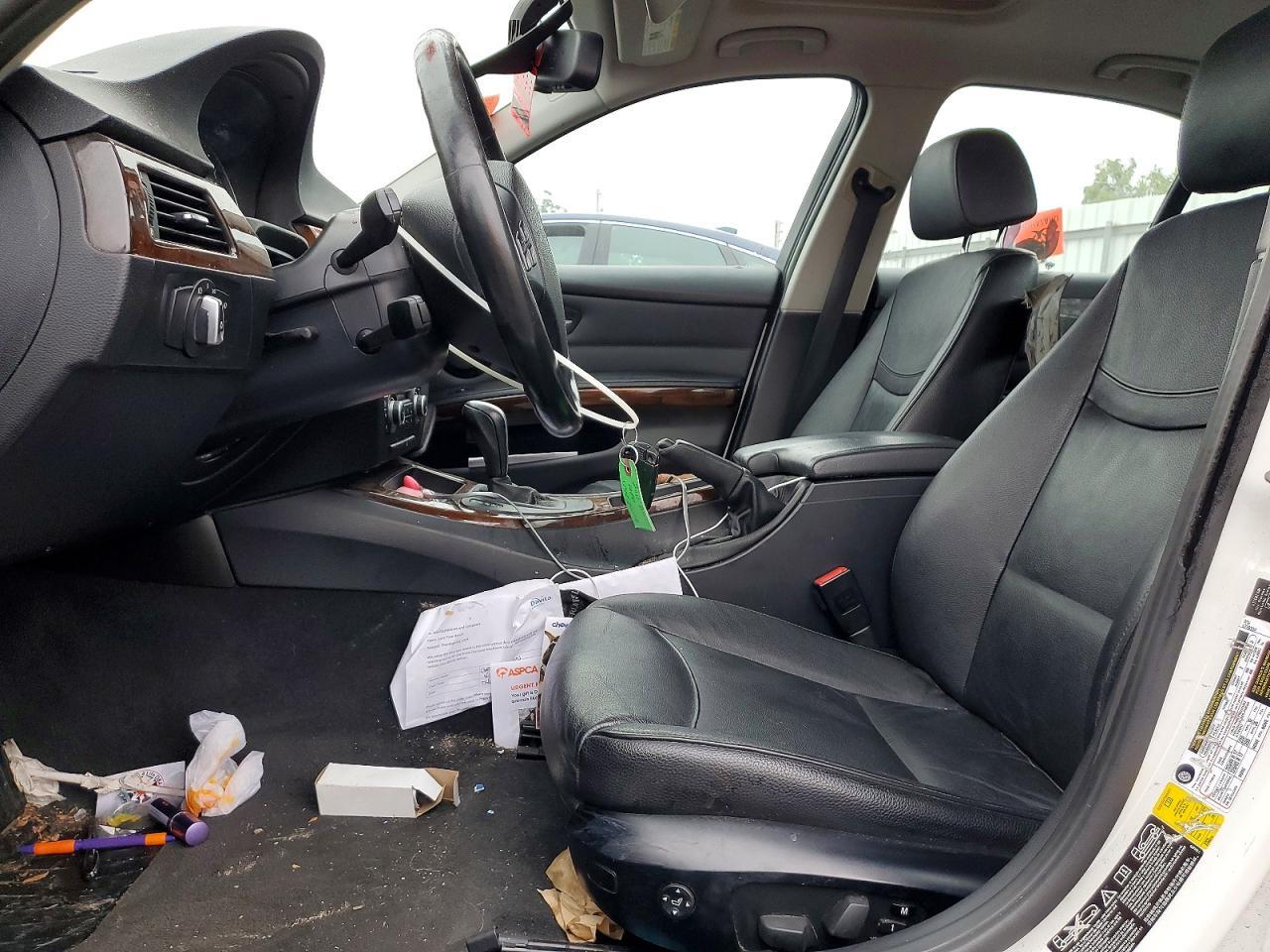 2011 BMW 328 Xi Sulev - Image 7