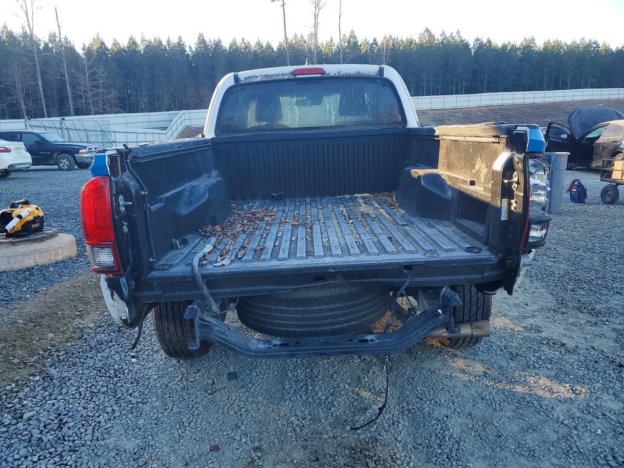 2019 Toyota Tacoma Access Cab - Фото 6