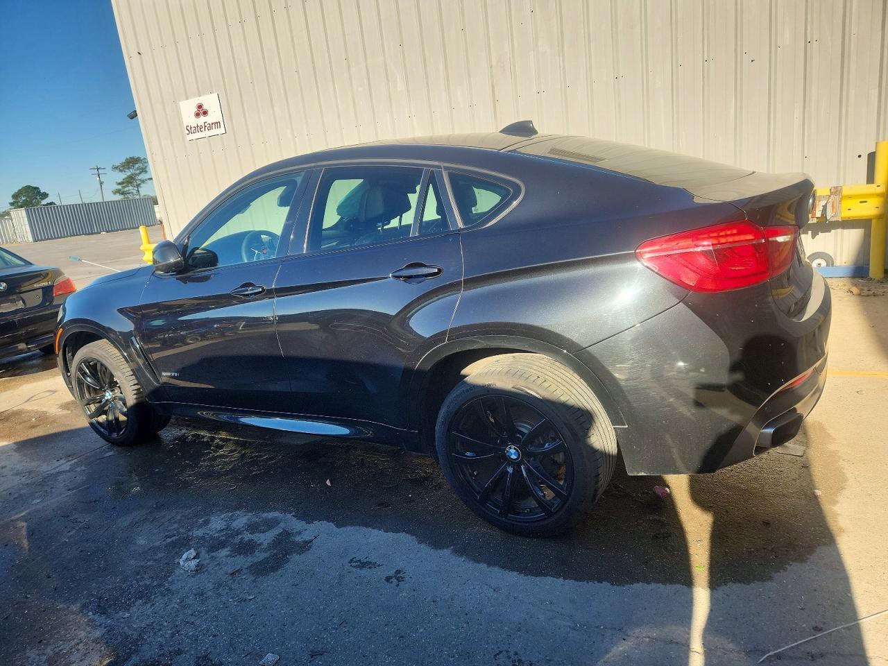2017 BMW X6 xDrive35I - Image 2