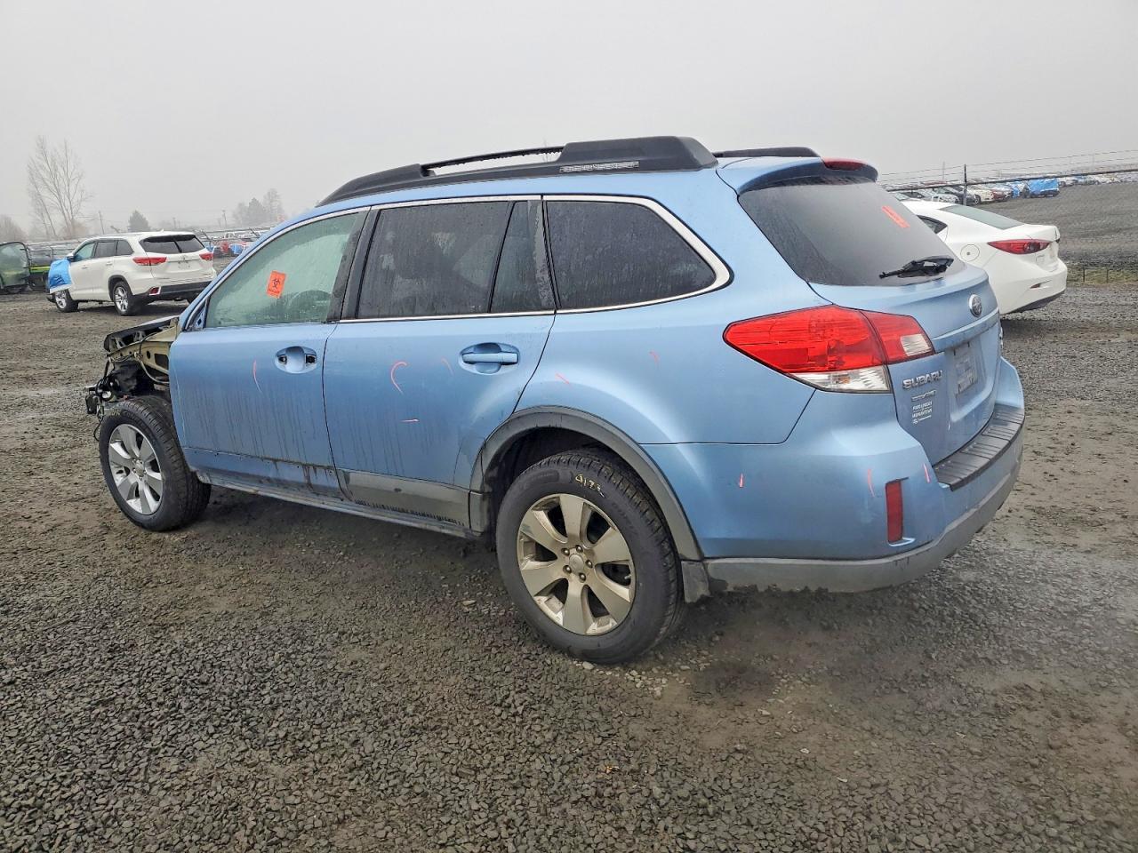 2010 Subaru Outback 3.6R Limited - Image 2