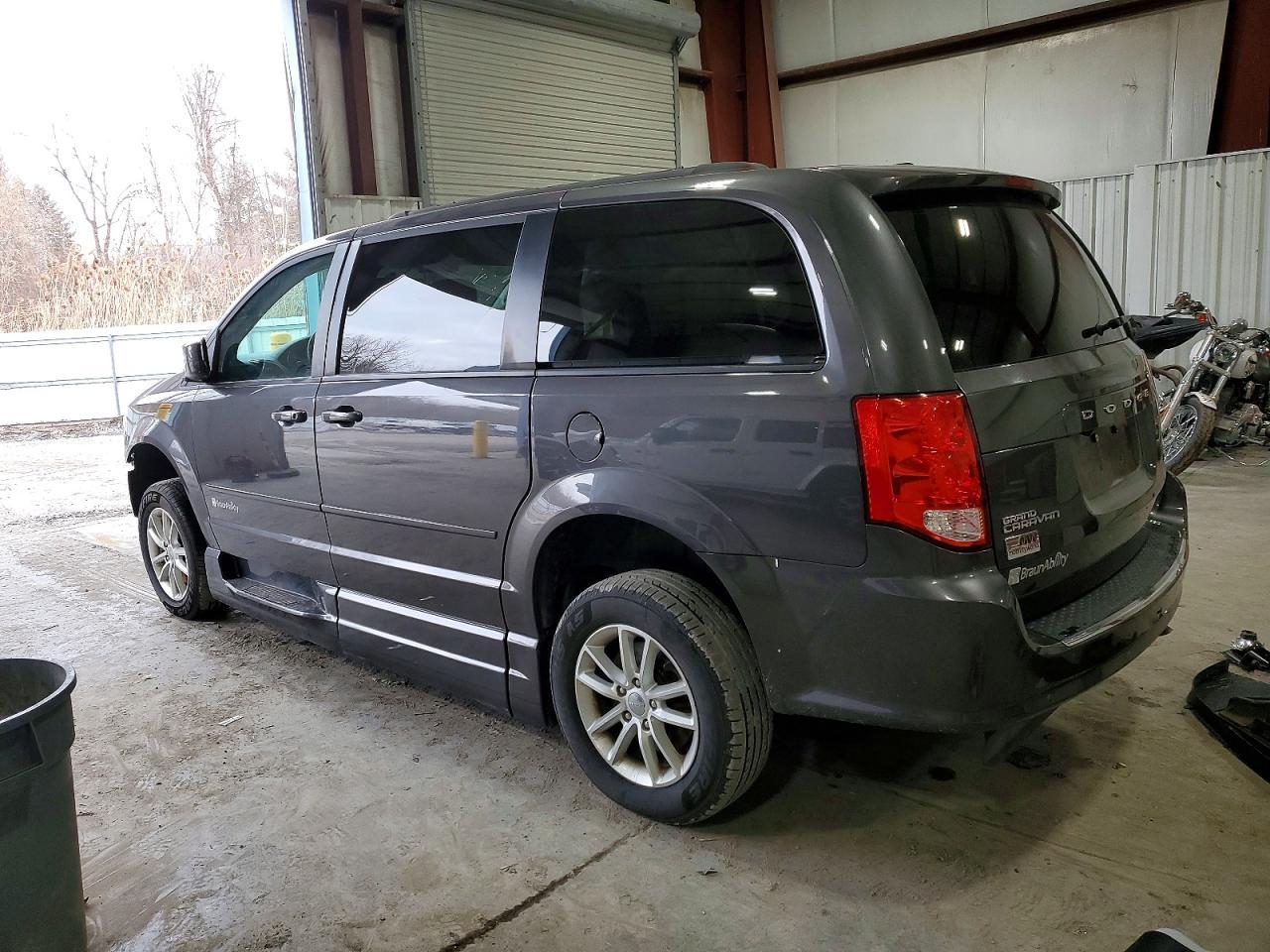 2015 Dodge Grand Caravan Sxt - Image 2