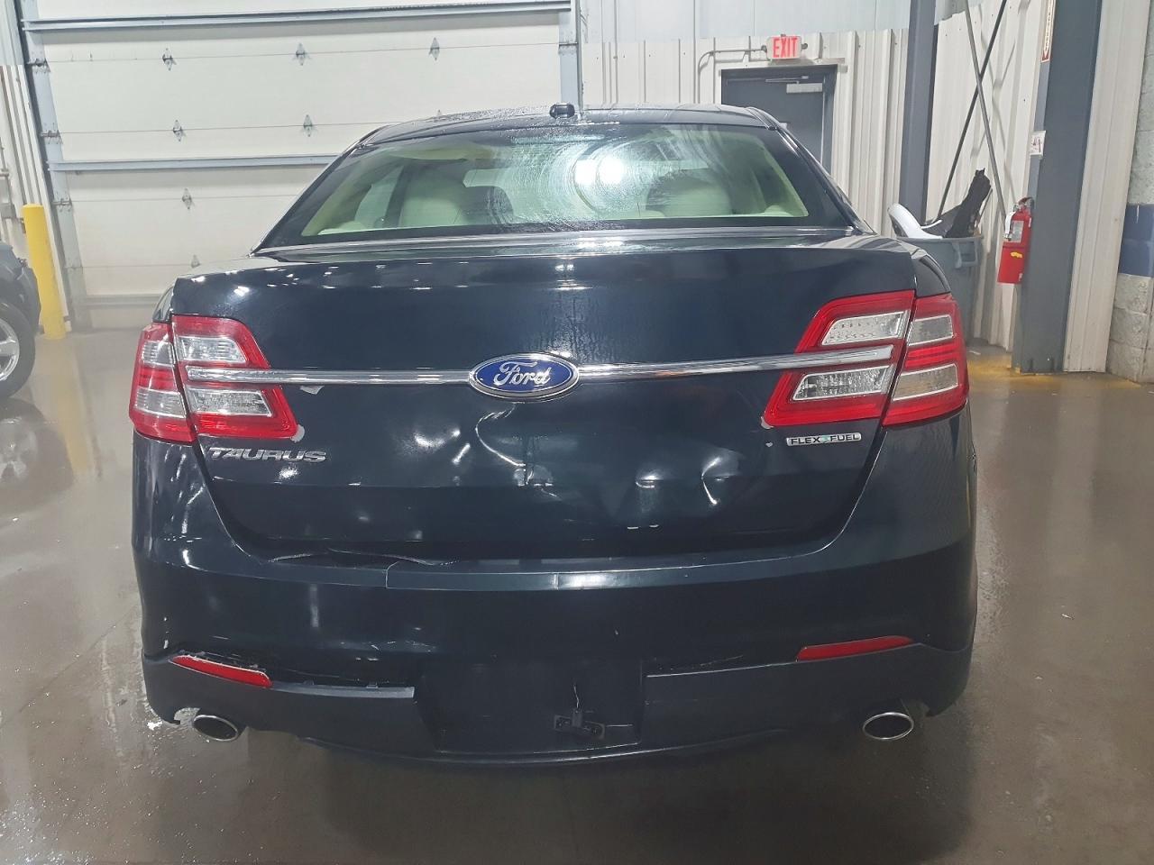 2014 Ford Taurus Se - Фото 6