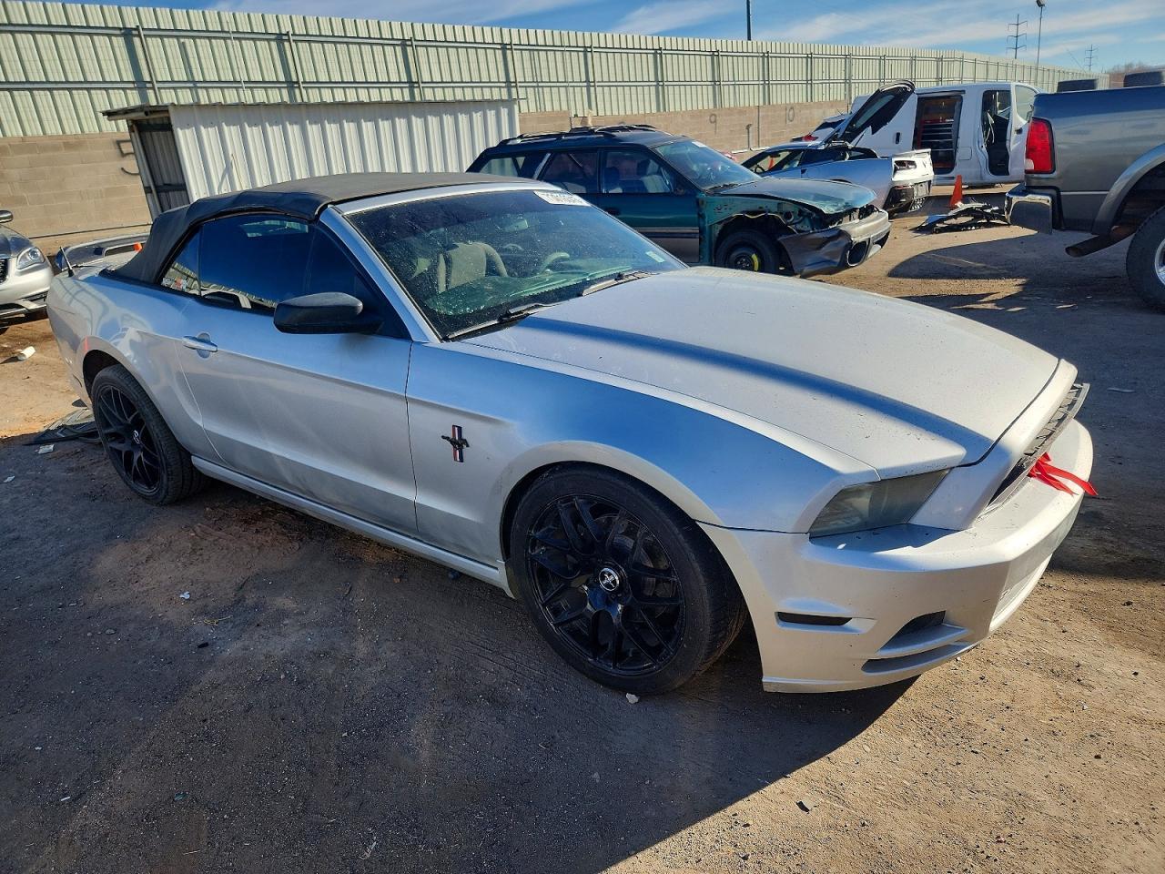2014 Ford Mustang - Фото 4