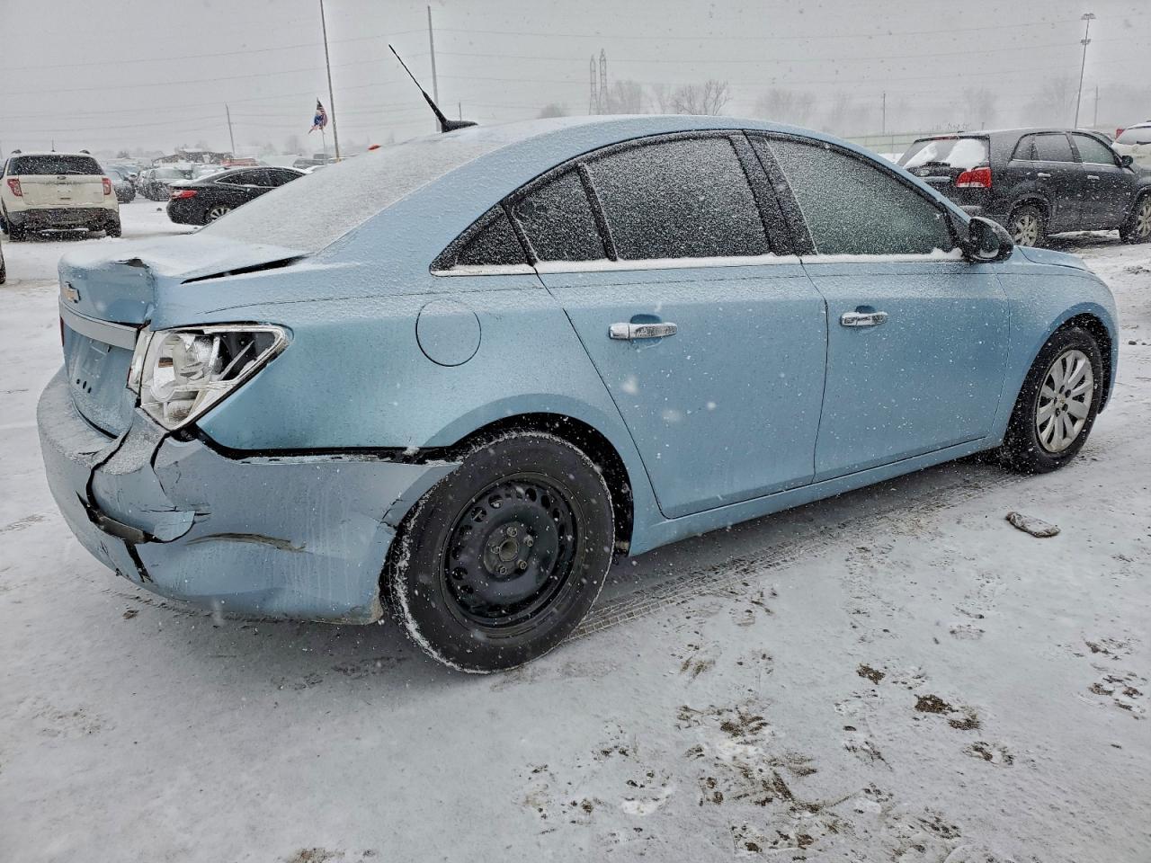 2011 Chevrolet Cruze Ls - Фото 3