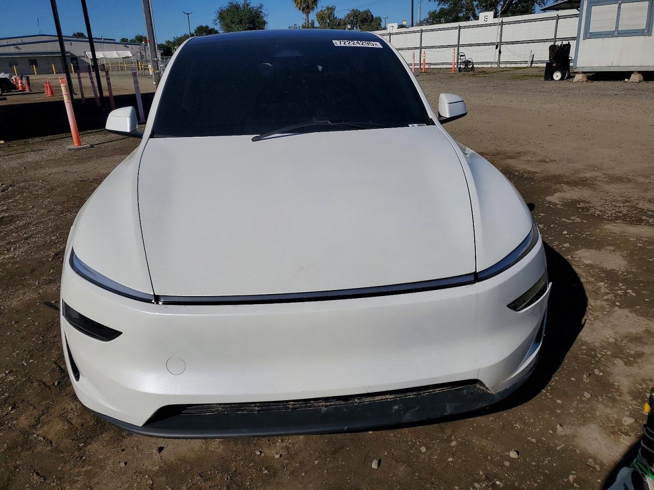 2026 Tesla Model Y - Image 5