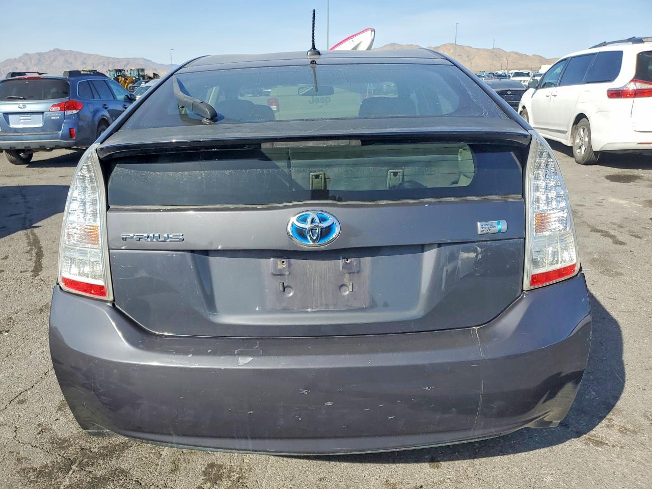 2010 Toyota Prius - Фото 6