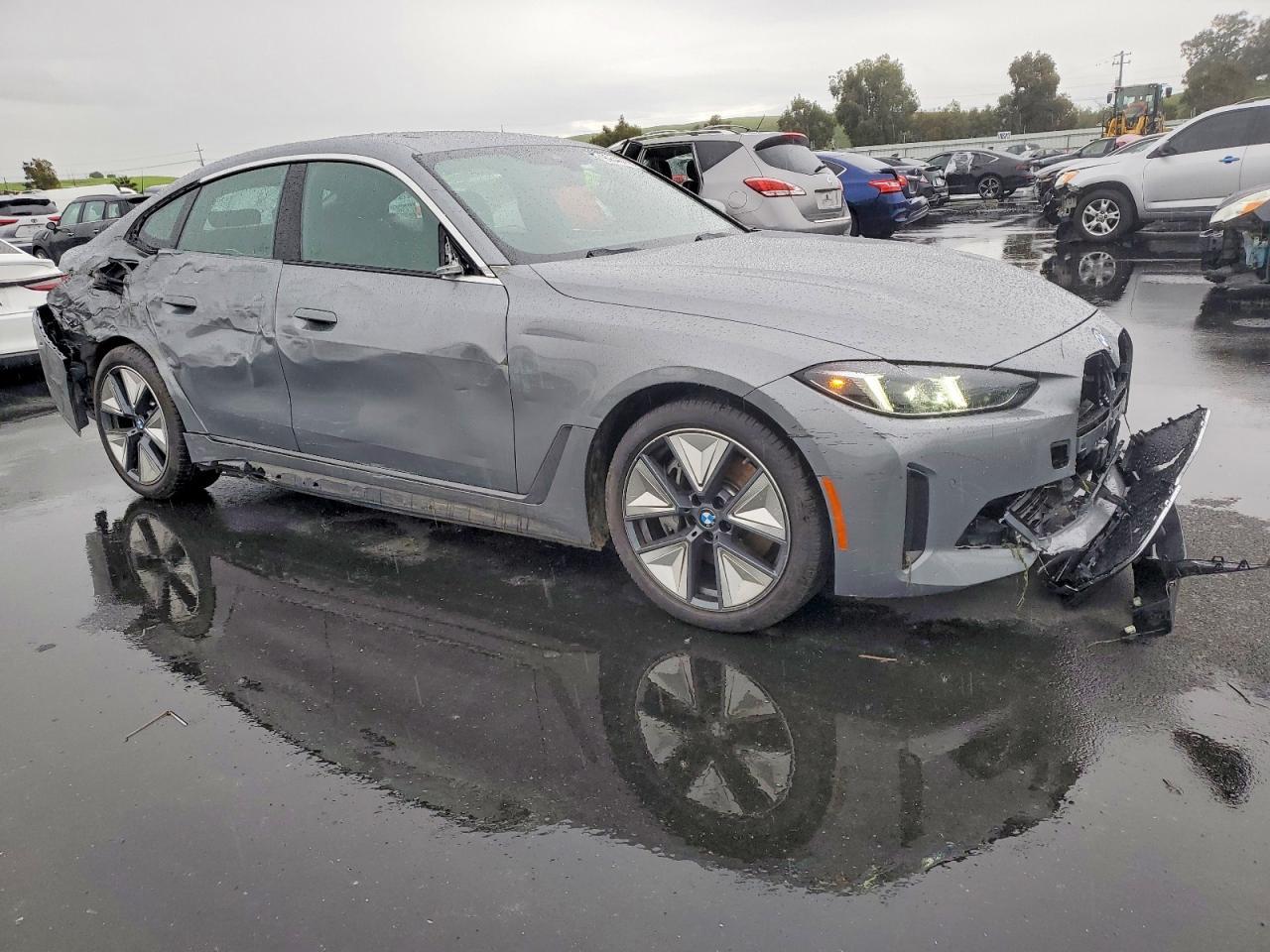 2025 BMW I4 Edrive 40 - Image 4