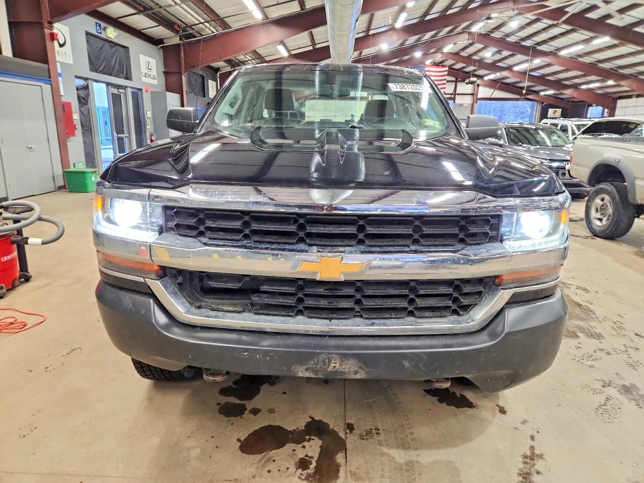 2017 Chevrolet Silverado K1500 - Фото 5