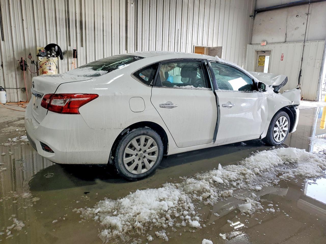 2019 Nissan Sentra S - Image 3