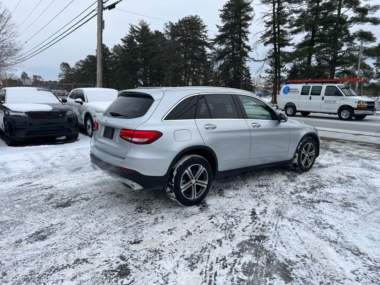 2016 Mercedes-Benz Glc 300 4Matic - Image 4